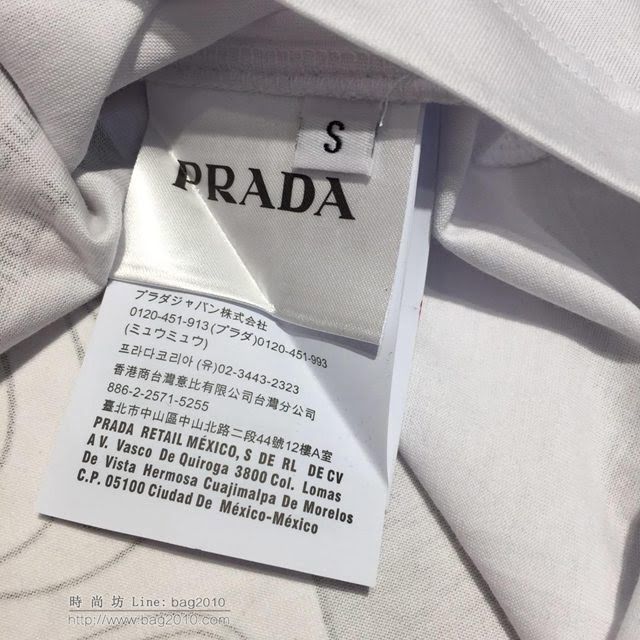Prada白色T恤 19春夏新款 普拉達印花短袖衣  tzy1808